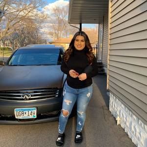 Meet your Posher, Kimberly